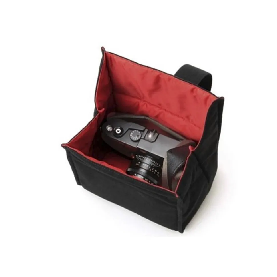 Artisan&Artist Black & Red Neck Strap Ring Type L900 x W20mm