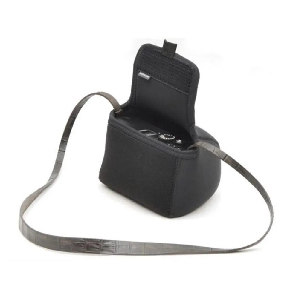 Artisan&Artist Black & Red Neck Strap Ring Type L900 x W20mm