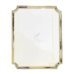 Elegance 5x7 Gold Tone Scallop Edge Frame