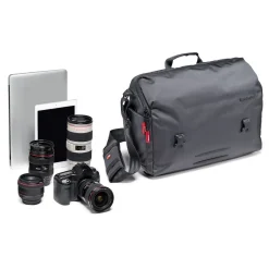 Manfrotto Lifestyle Manhattan Speedy 30 Messenger Bag for DSLR/Mirrorless Camera