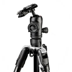 Manfrotto MKBFRTA4BK-BH Befree Advanced Aluminium Twist Lock Tripod Kit