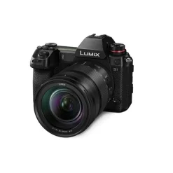 Panasonic Lumix DC-S1 Full Frame Mirrorless Camera With 24-105mm Lens