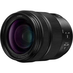 Panasonic Lumix S 28-200mm f/4-7.1 Macro OIS Zoom Lens