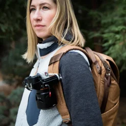 Peak Design Capture Camera Clip (v3) Silver with Standard Plate