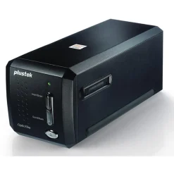 Plustek OpticFilm 8200i SE Film Scanner