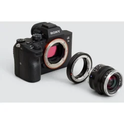 Urth Lens Mount Adapter Leica M Lens to Sony E Camera