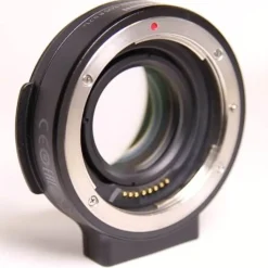 Used Canon Mount Adapter EF-EOS R 0.71x C70 Adapter