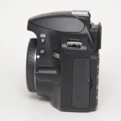 Used Nikon D3200