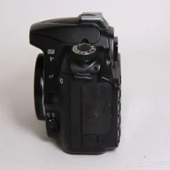 Used Nikon D90