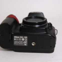Used Nikon D90