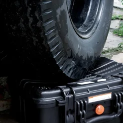 Vanguard Supreme 40F Hard Case with Foam Inserts