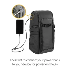 Vanguard VEO Adaptor R44 BK Backpack with USB Port Rear Access