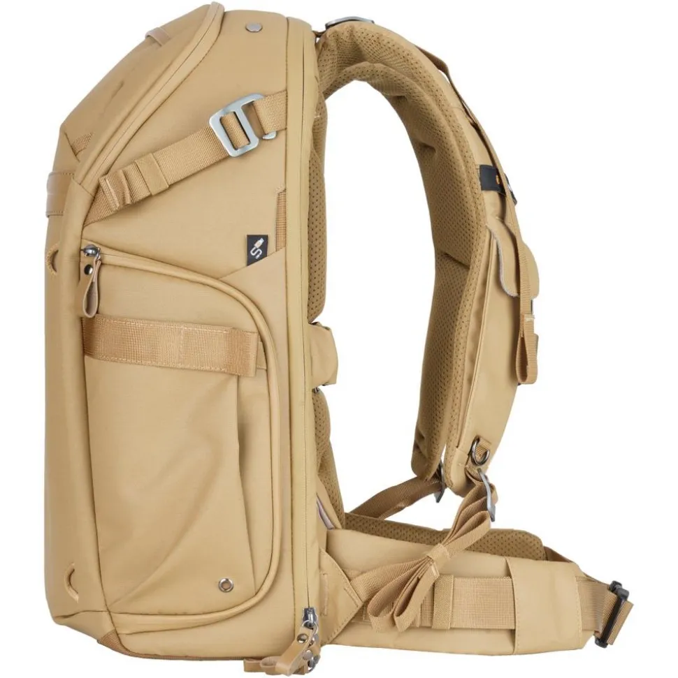 Vanguard VEO Metro B30L Backpack Beige