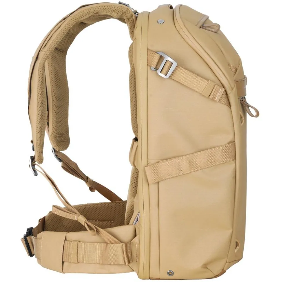 Vanguard VEO Metro B30L Backpack Beige