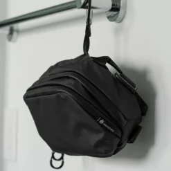 WANDRD Toiletry Bag Large Size