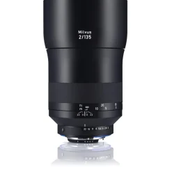 Zeiss Milvus 135mm f/2 APO Distagon T* ZE Lens Canon EF